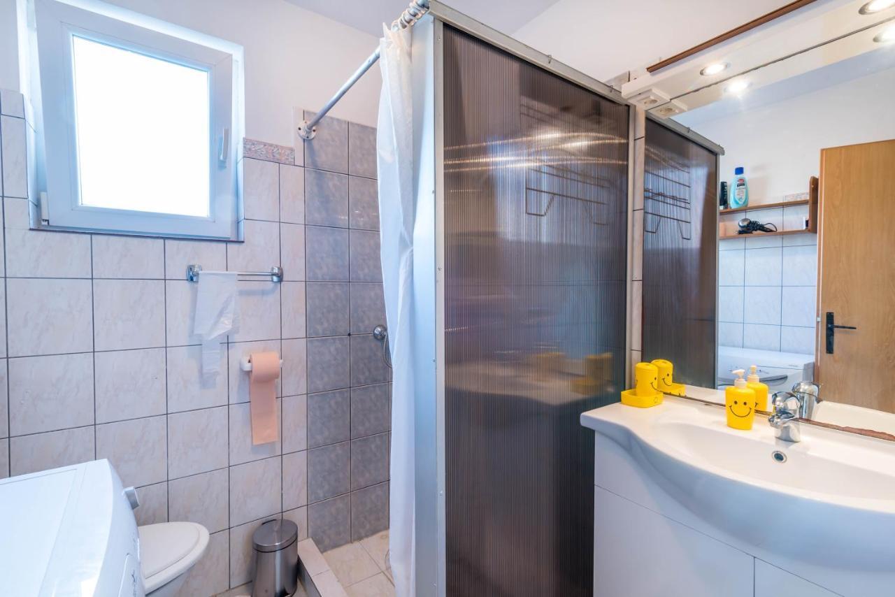 Nostress Apartment Pula Dış mekan fotoğraf