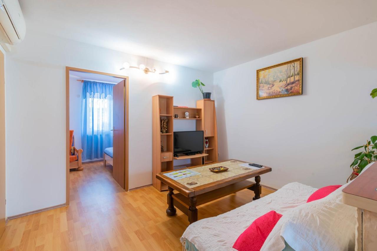 Nostress Apartment Pula Dış mekan fotoğraf